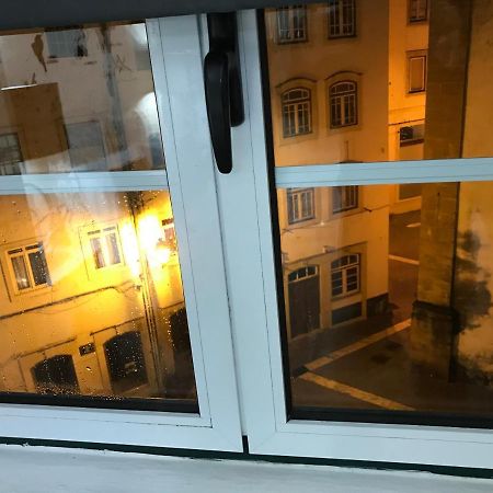 コインブラMiguel Torga Typicalアパートメント エクステリア 写真